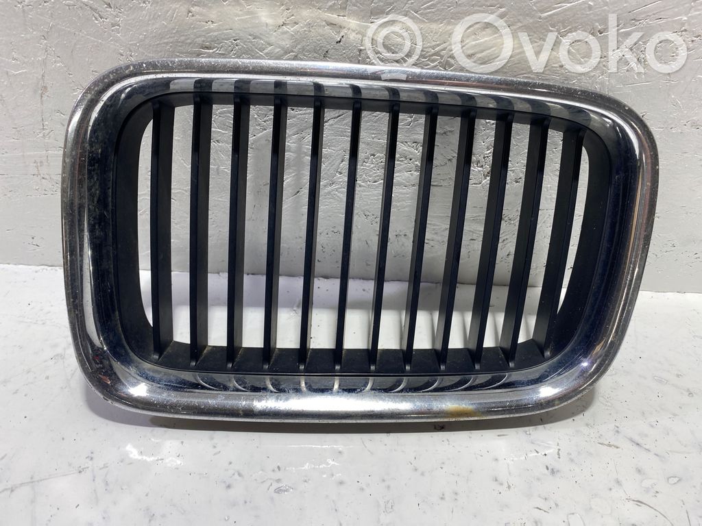 BMW 3 E36 Front grill 