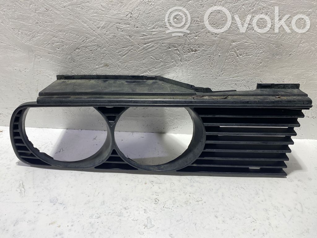 BMW 3 E30 Under headlight/headlamp trim 
