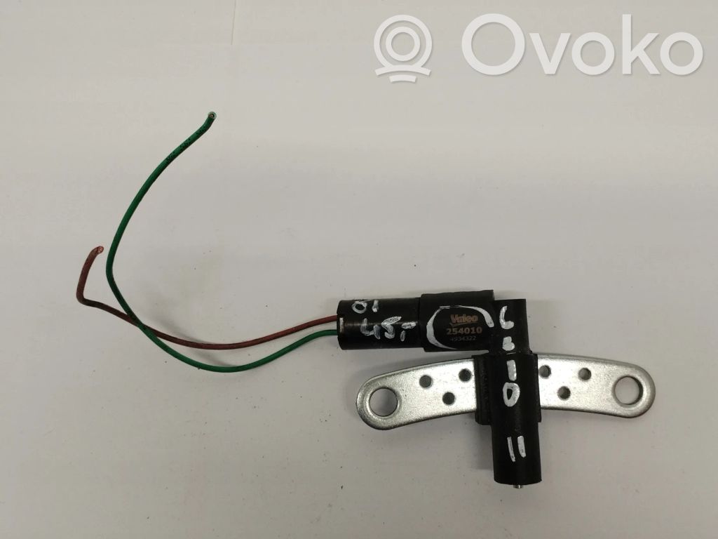 Crankshaft position sensor   4934322