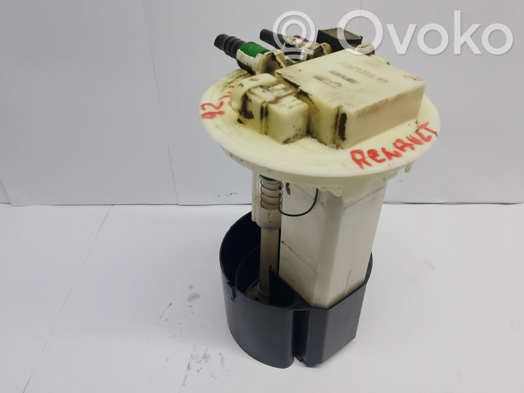 Renault Clio III Polttoainesäiliön pumppu 