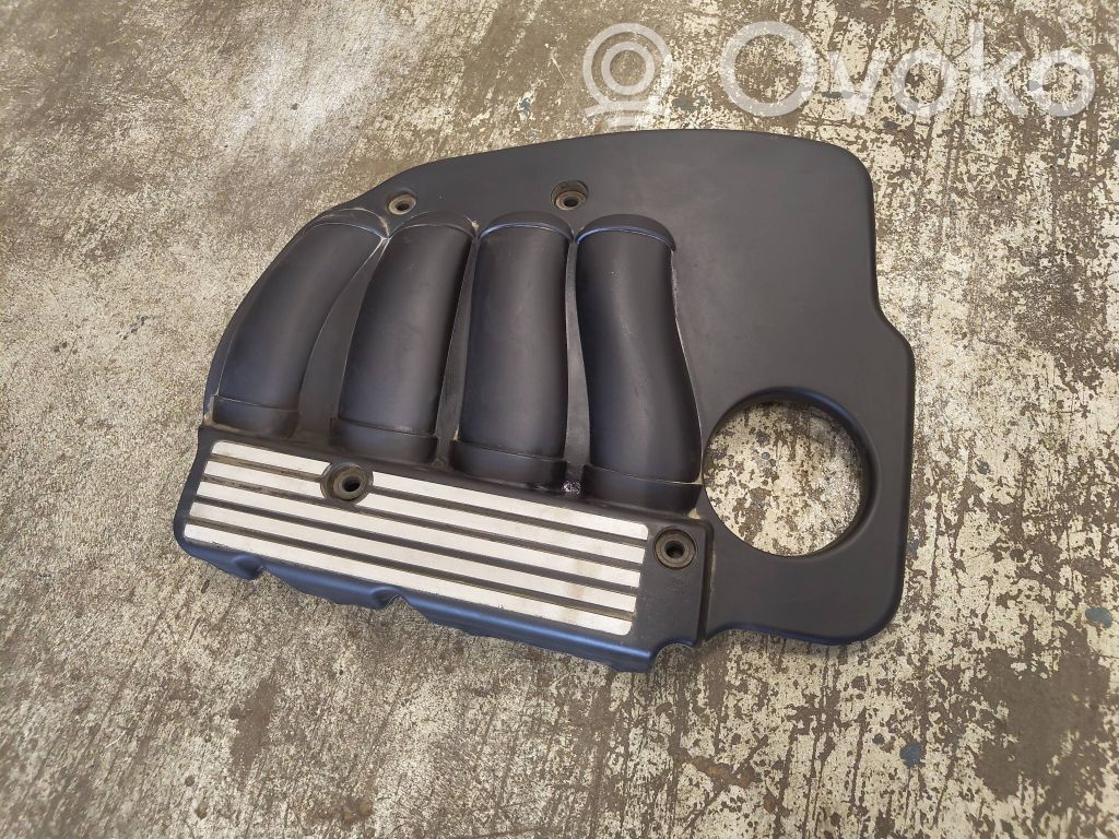 Couvercle cache moteur   7523714