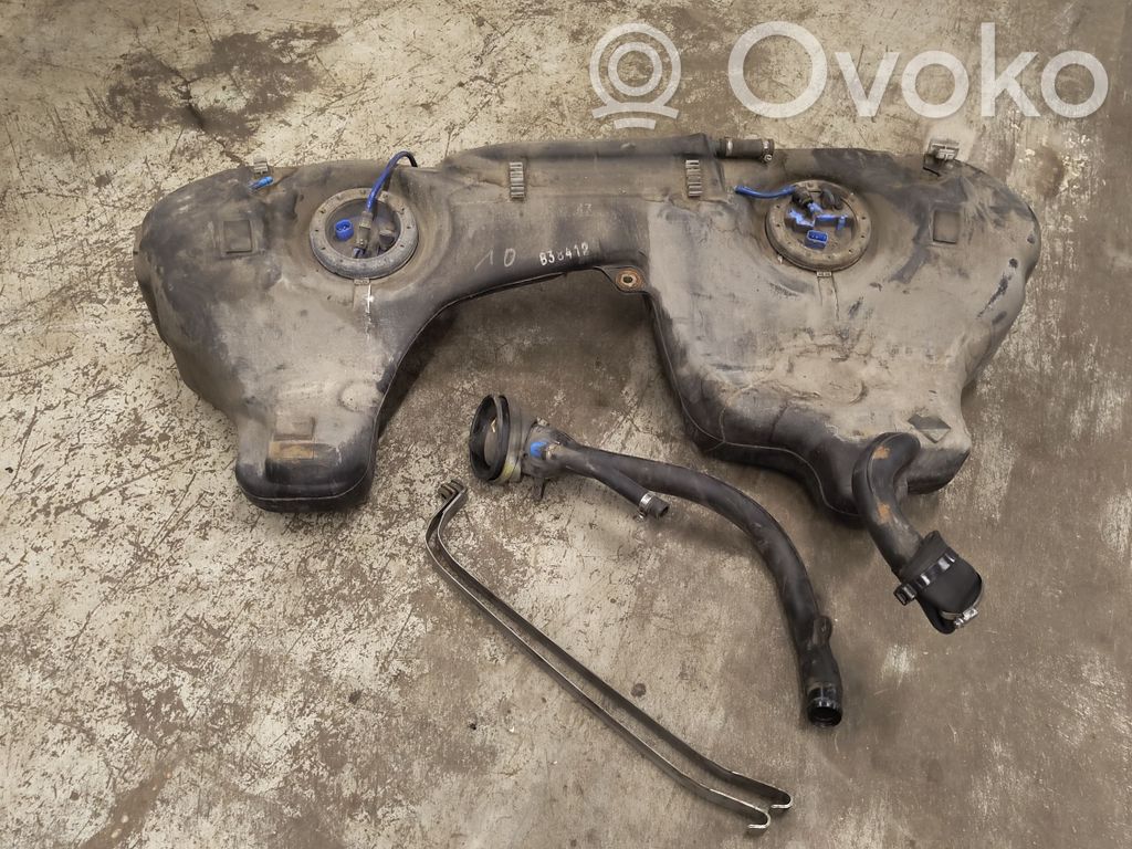 BMW 3 E46 Depósito de combustible 