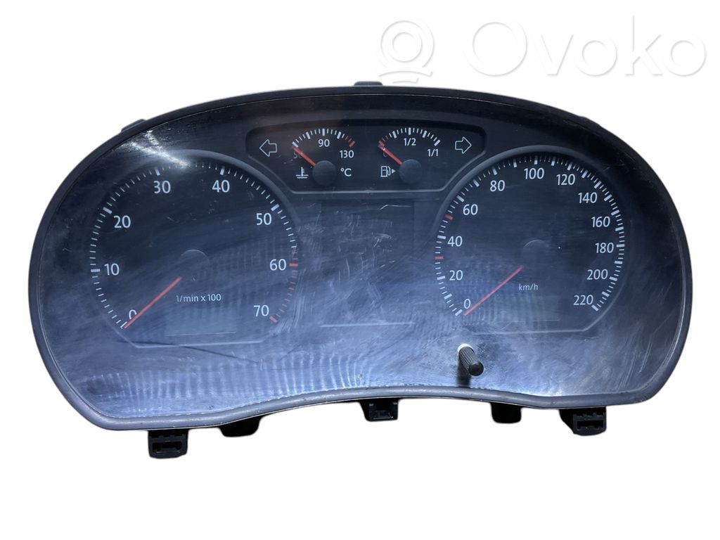 Volkswagen Polo IV 9N3 Licznik / Prędkościomierz 
