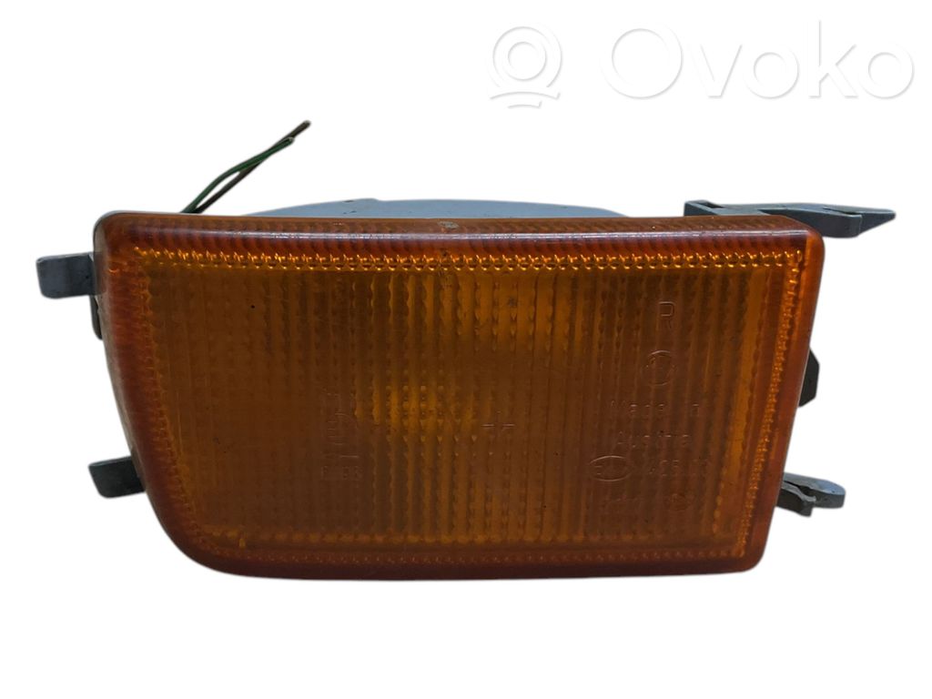 Volkswagen Golf III Semnalizator față 