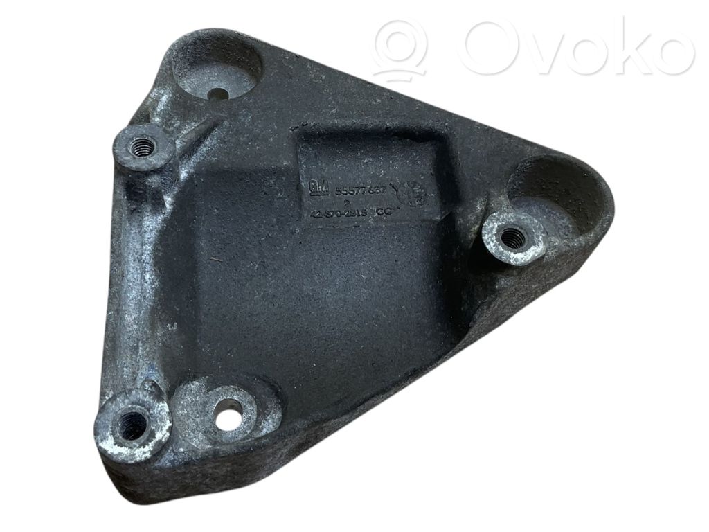 Opel Mokka X A/C compressor mount bracket 