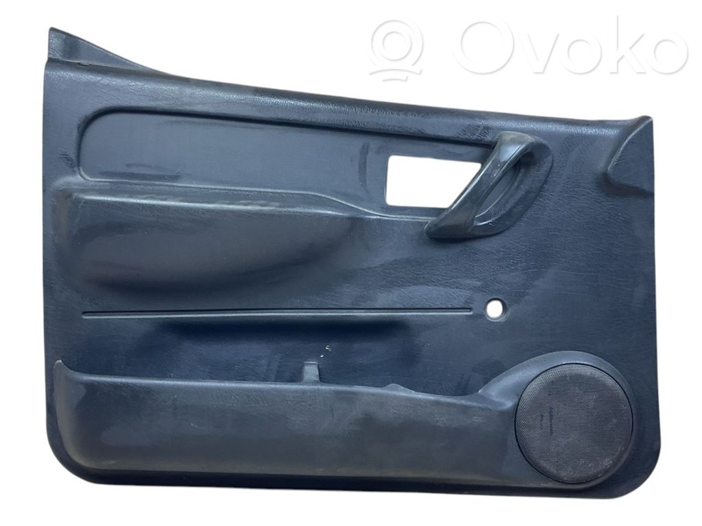 Citroen Berlingo Etuoven verhoilu 