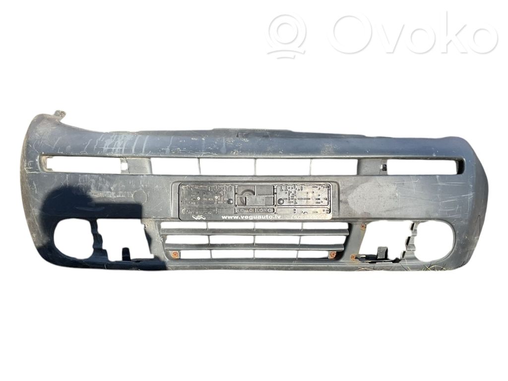 Opel Vivaro Parachoques delantero 