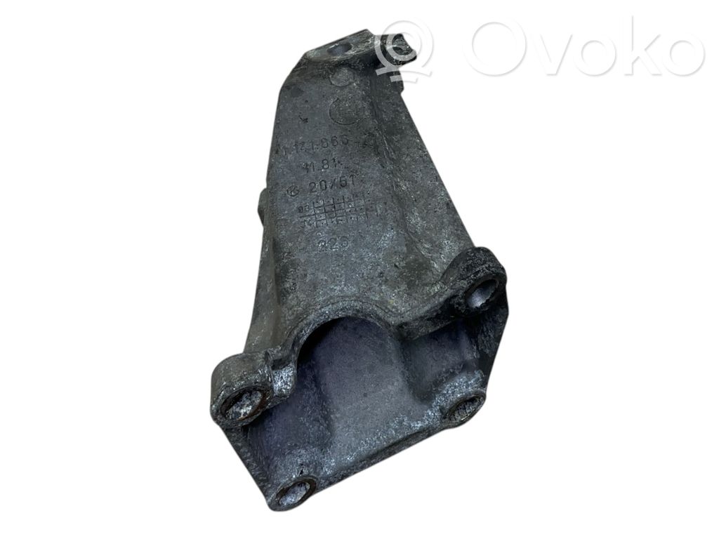 BMW 5 E34 Engine mounting bracket 