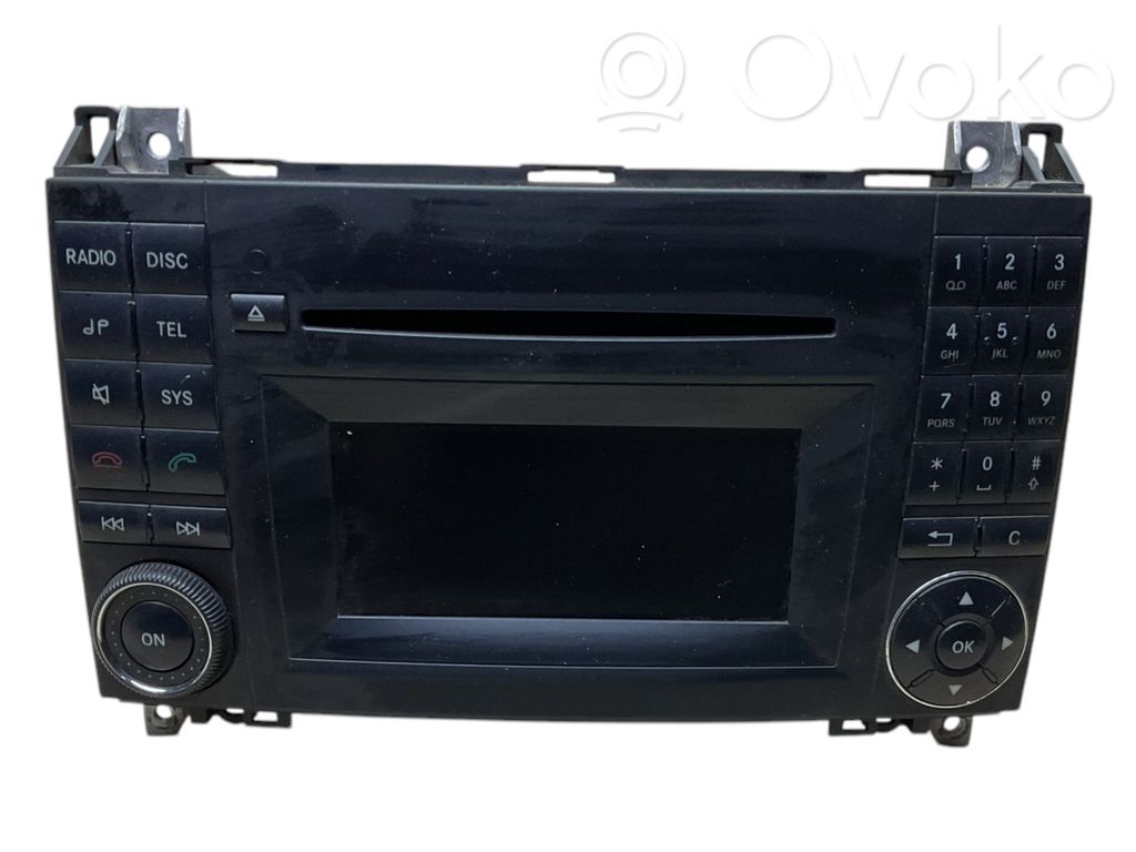 Mercedes-Benz B W245 Panel / Radioodtwarzacz CD/DVD/GPS 