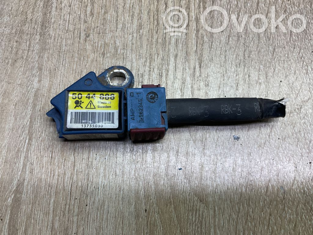 Saab 9-5 Airbag deployment crash/impact sensor 