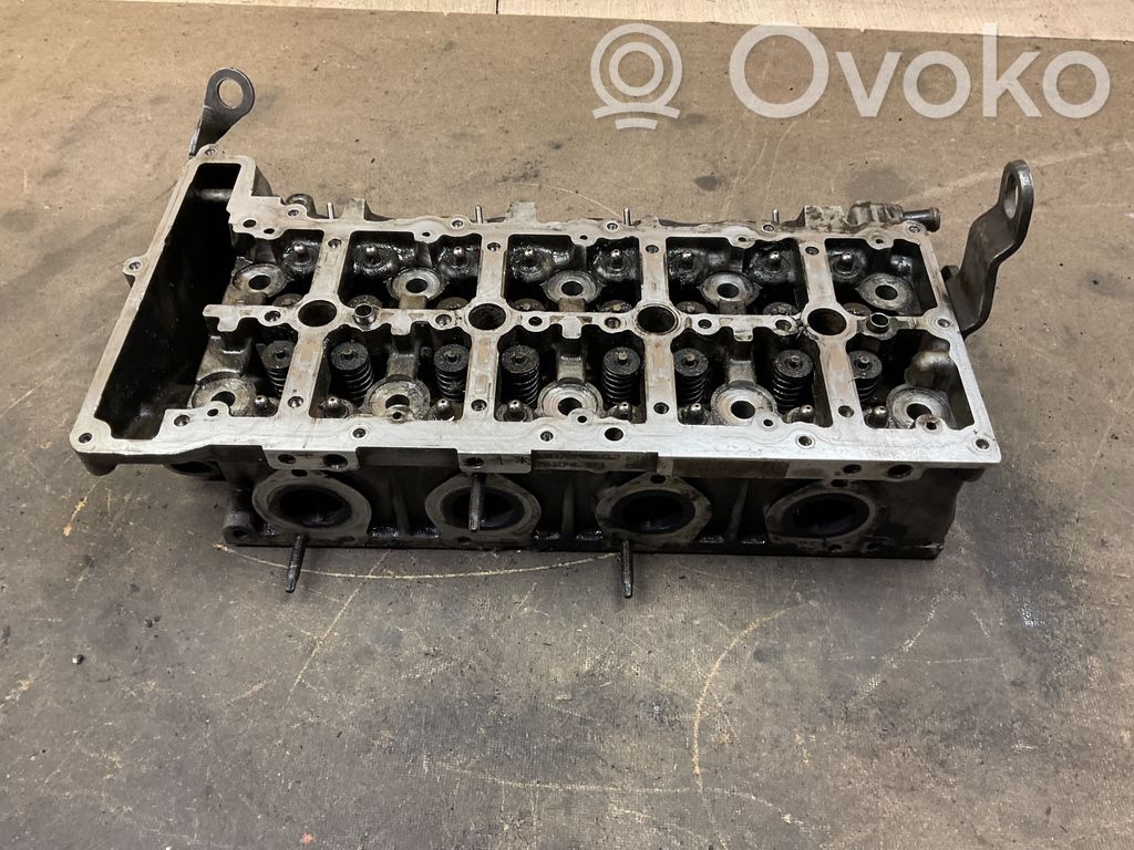 BMW 5 F10 F11 Engine head 