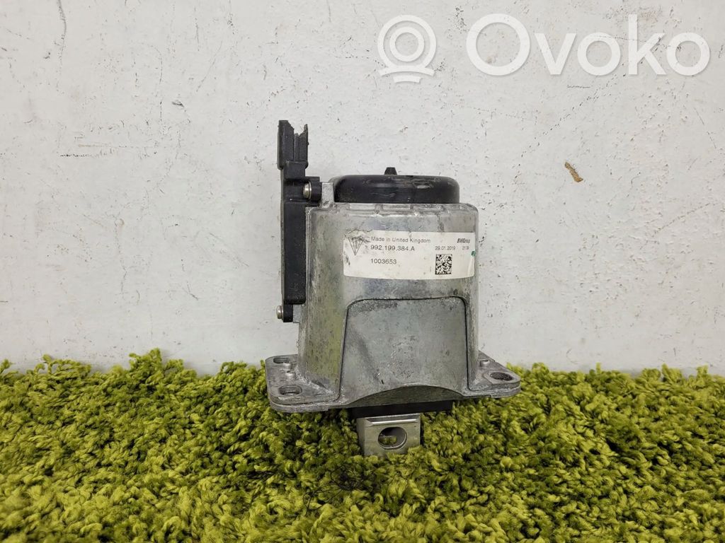 Porsche 911 992 Engine mount bracket 