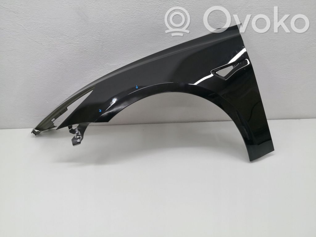 Tesla Model 3 Spārns 