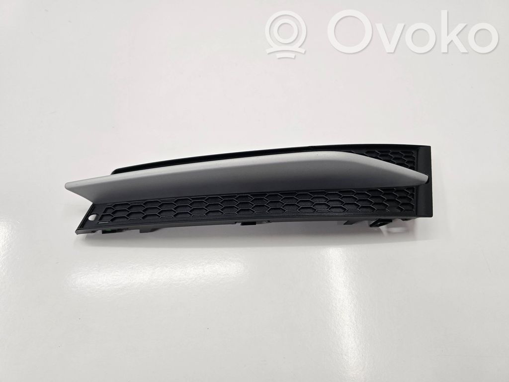 Front bumper lower grill   51117227947