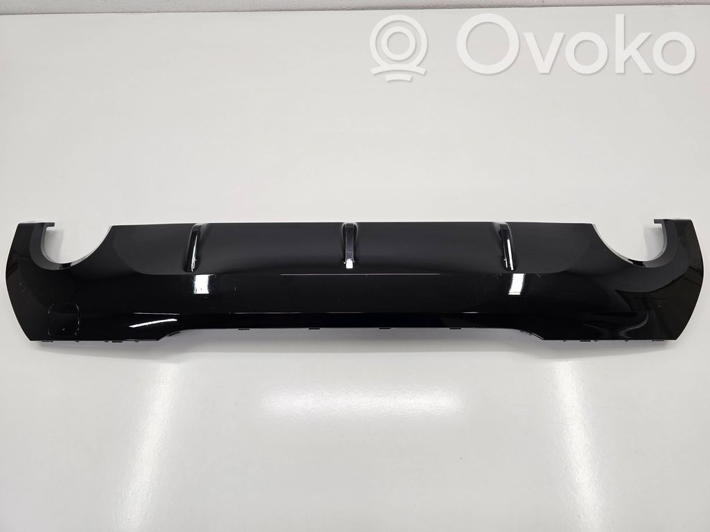 BMW 1 F40 Moldura inferior del parachoques trasero 