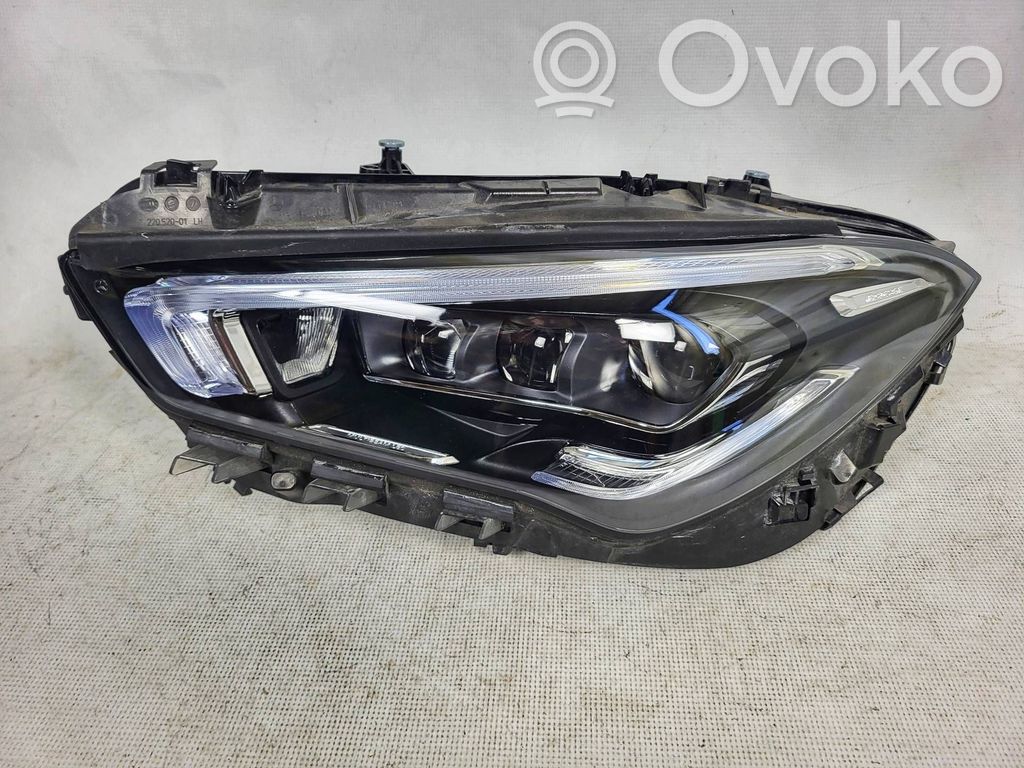Mercedes-Benz CLA C118 X118 Lampa przednia 