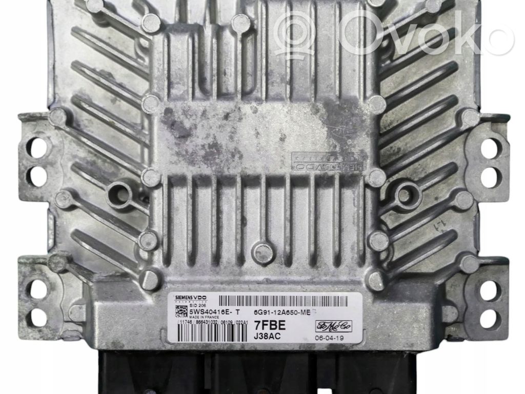 Ford Focus Engine control unit/module 