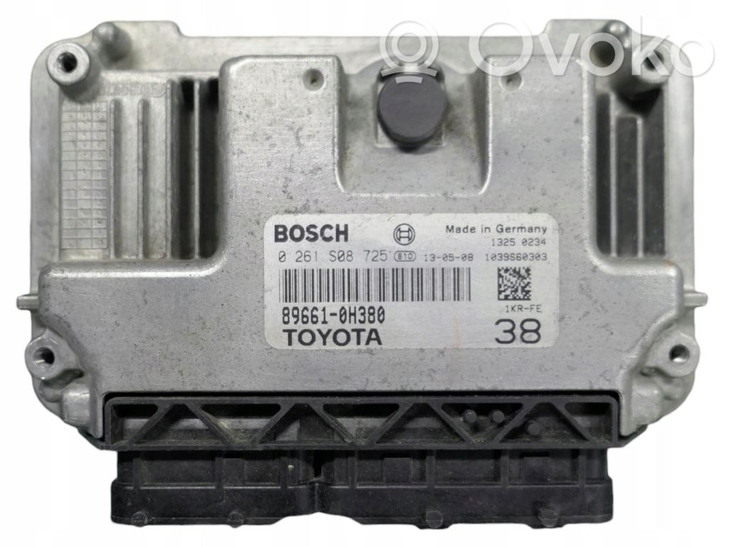 Toyota Yaris Engine control unit/module 