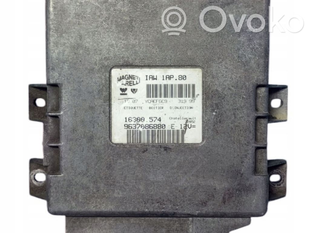 Peugeot 206 Engine control unit/module 