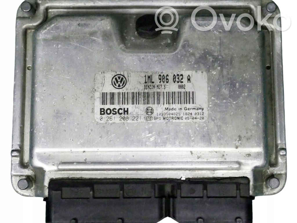 Motorsteuergerät/-modul   1ML906032A,0261208221