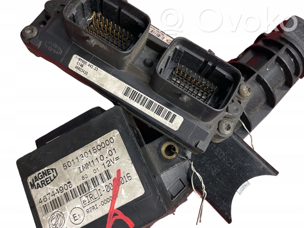 Fiat 500 Relay mounting block 