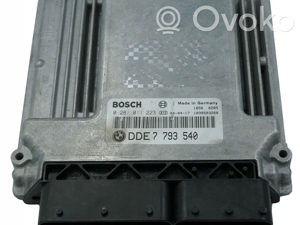 BMW 3 E46 Variklio valdymo blokas 