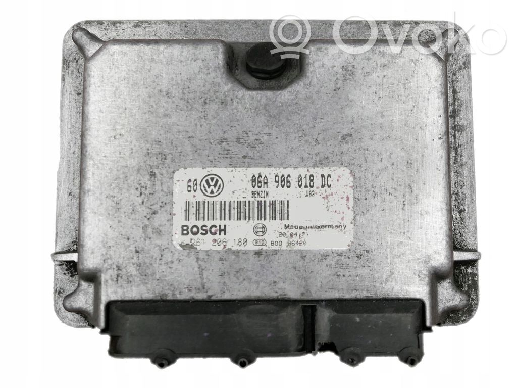 Engine control unit/module   06A906018DC,0261206180