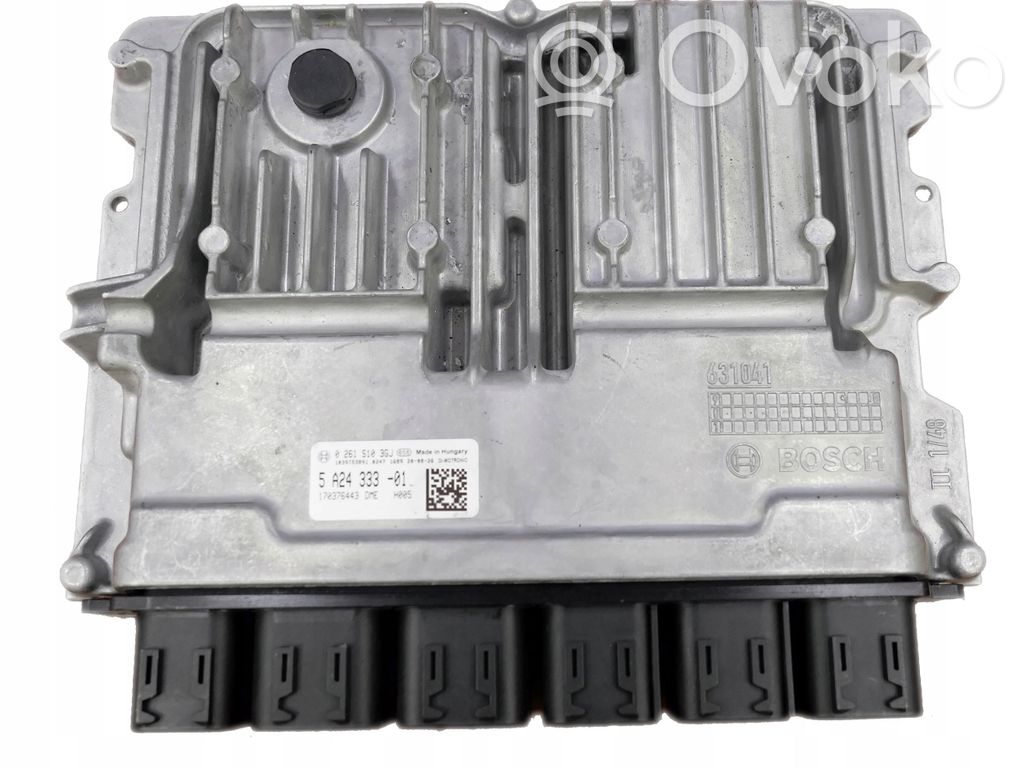 BMW 1 F40 Engine control unit/module 
