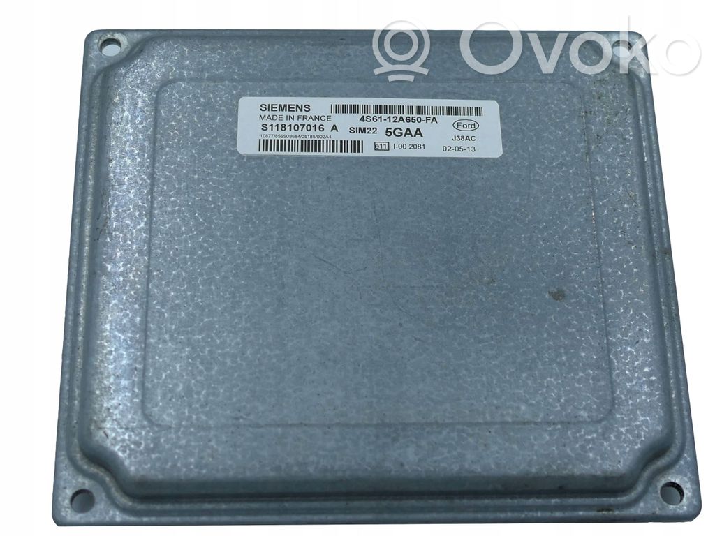 Ford Focus Engine control unit/module 