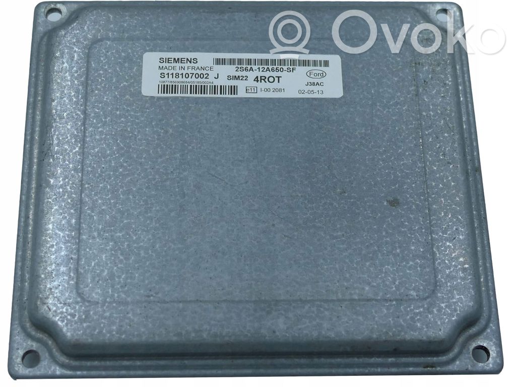 Ford Focus Engine control unit/module 