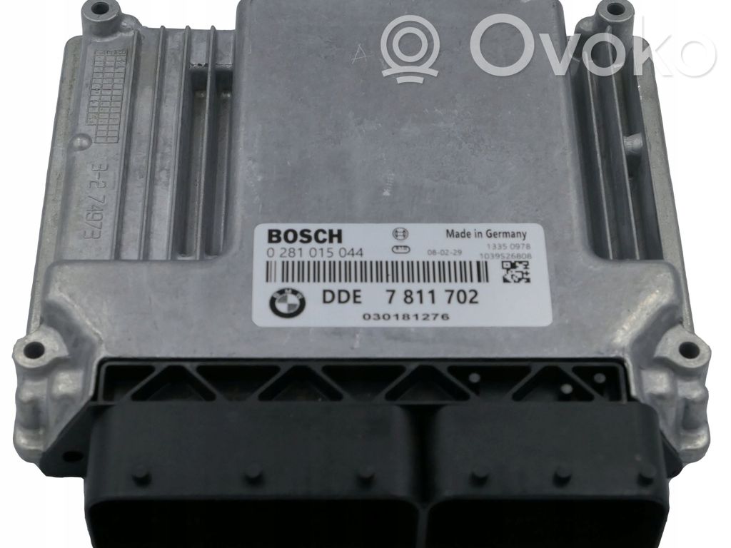 BMW 1 E82 E88 Engine control unit/module 