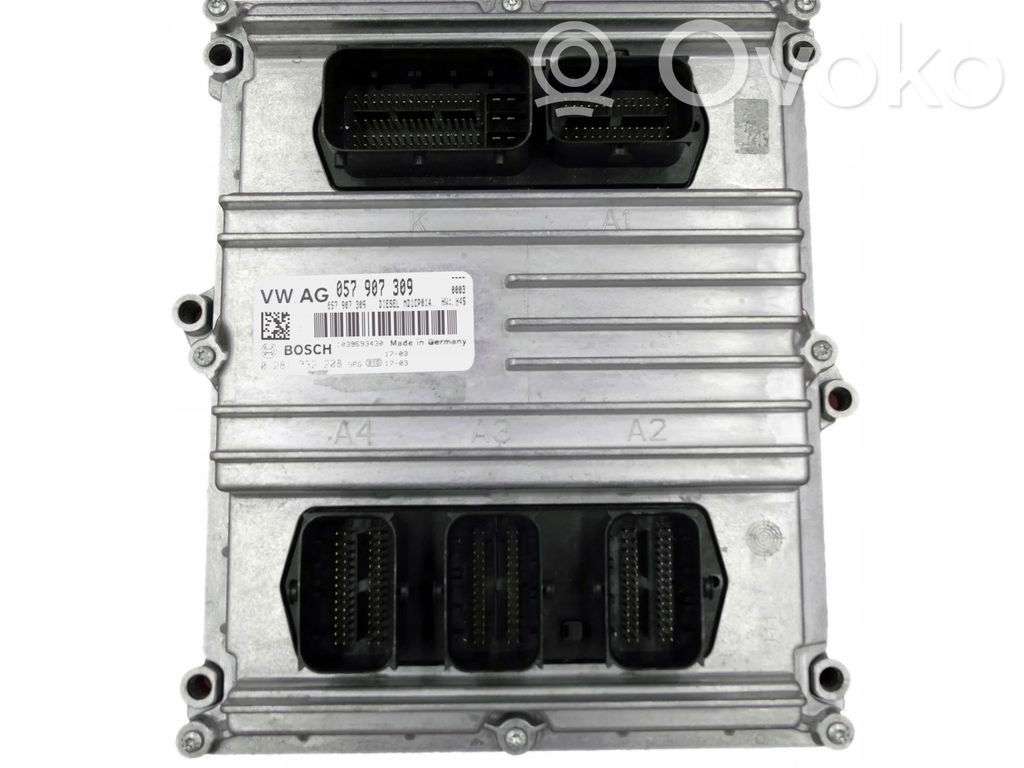 Audi SQ7 Engine control unit/module 