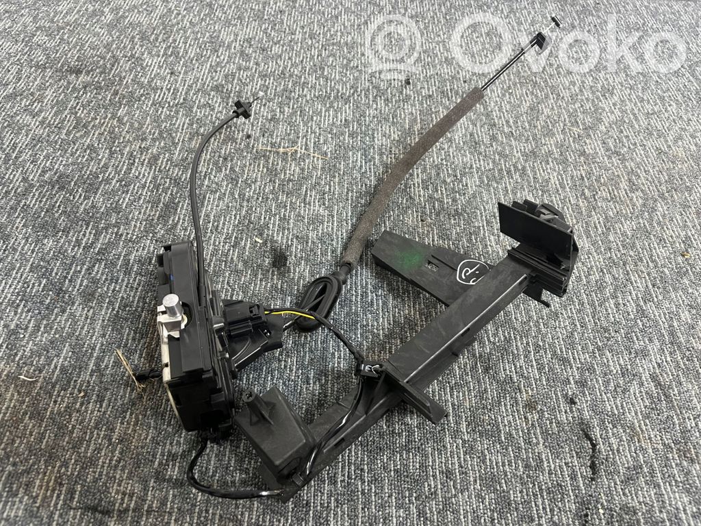 Ford Fiesta Loading door lock 