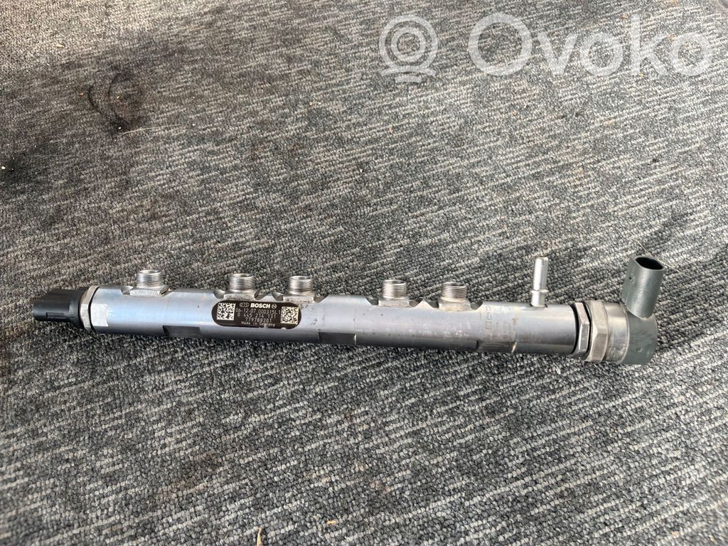 BMW 1 E81 E87 Fuel main line pipe 