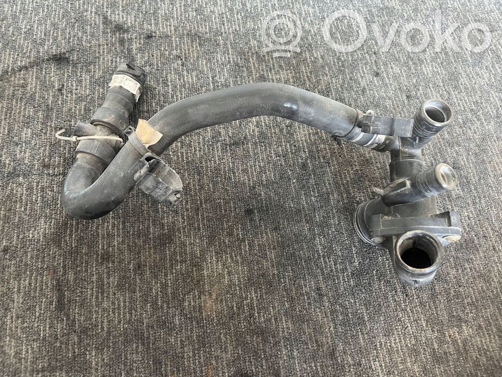Ford Transit Courier Thermostat/thermostat housing 