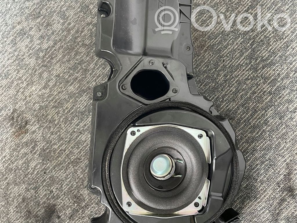 Audi A7 S7 4G Front door speaker 