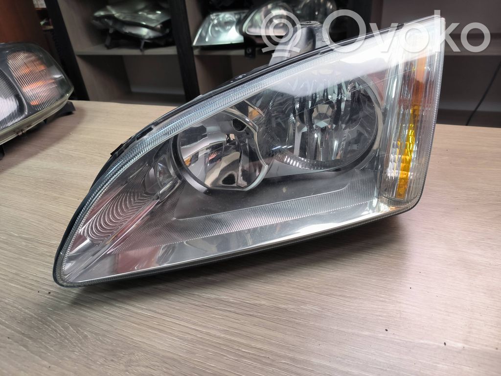 Phare frontale   4M5113W030AC