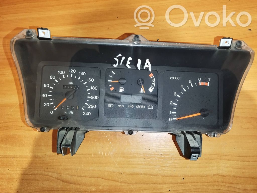 Ford Sierra Geschwindigkeitsmesser Cockpit 