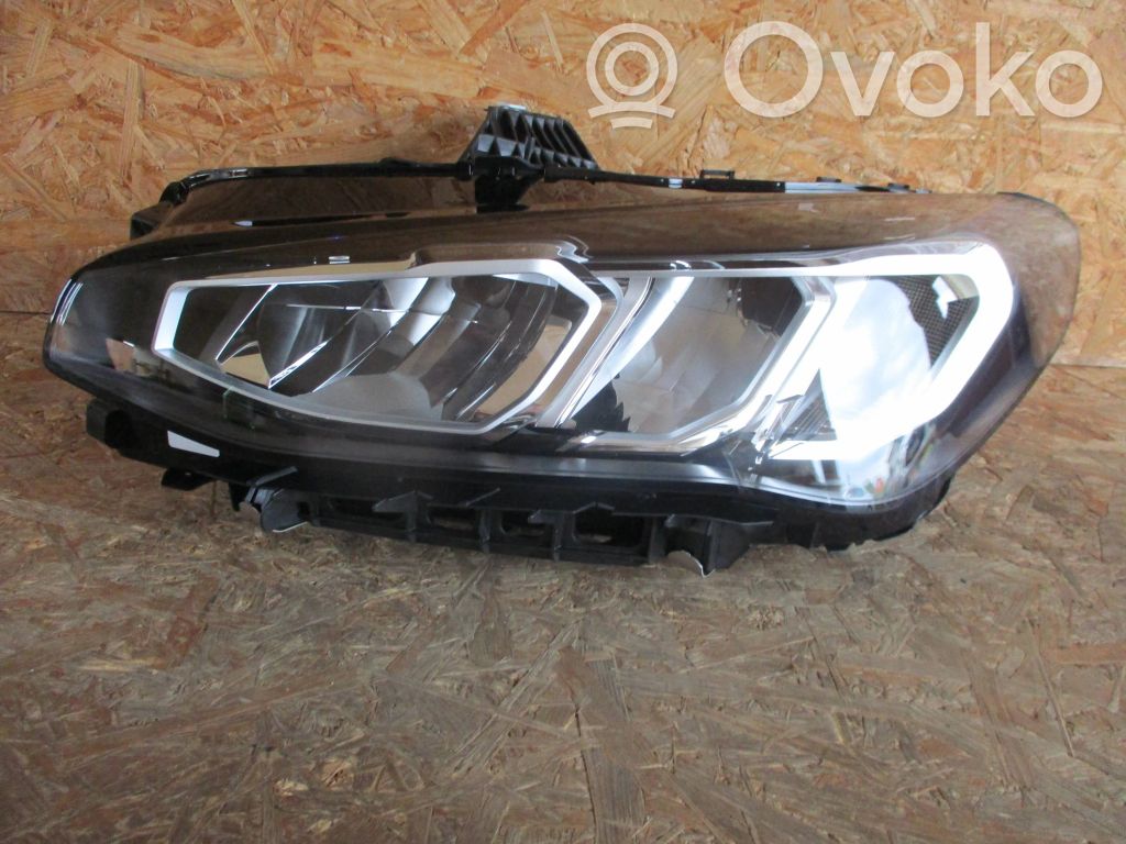 BMW 2 Active Tourer U06 Headlight/headlamp 