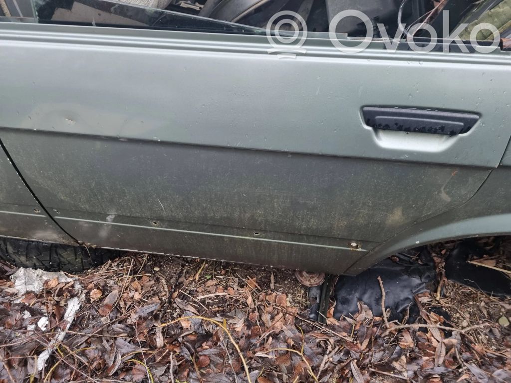 Aizmugurējās durvis   1641