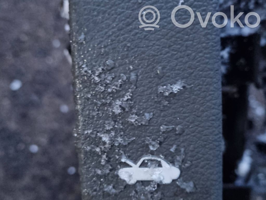 Engine bonnet (hood) release handle