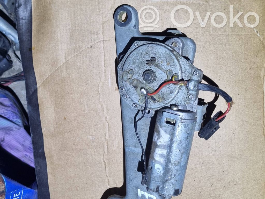 Rear window wiper motor