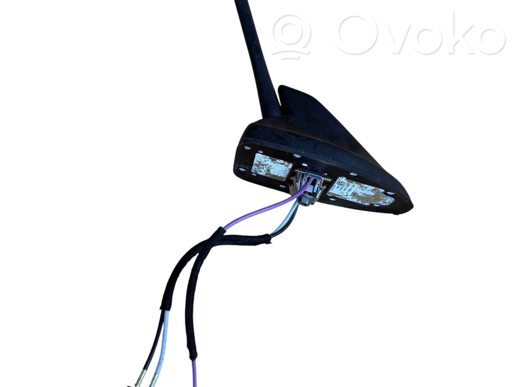 Ford Fiesta GPS-pystyantenni 