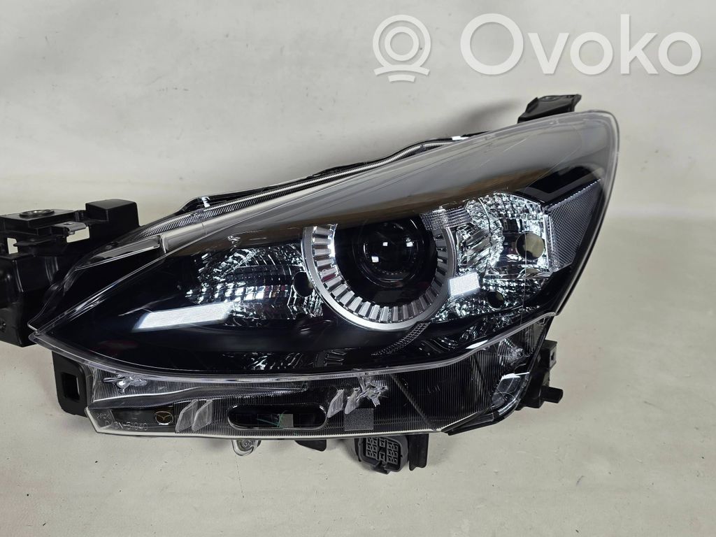 Mazda 2 Headlight/headlamp 