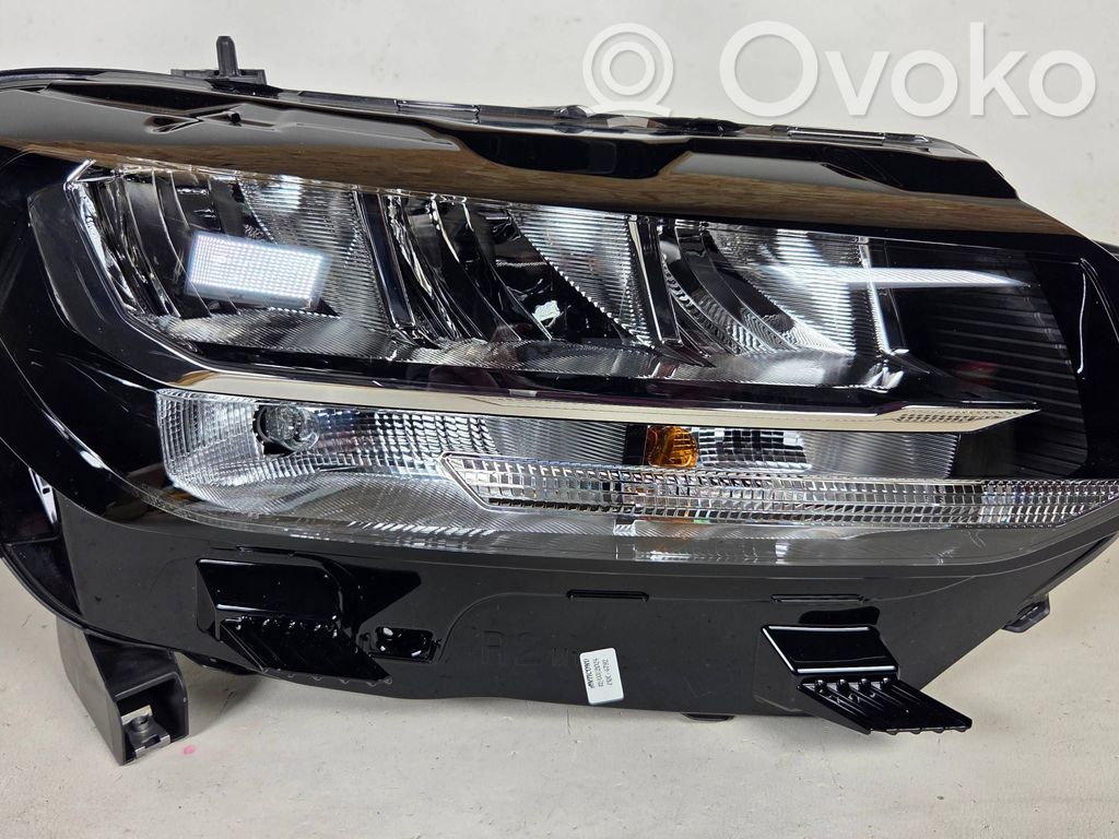 Peugeot Partner III Headlight/headlamp 