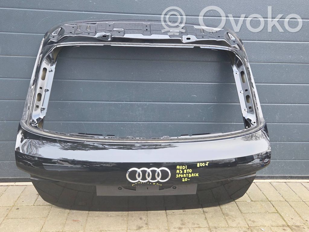 Audi A3 8Y Puerta del maletero/compartimento de carga 