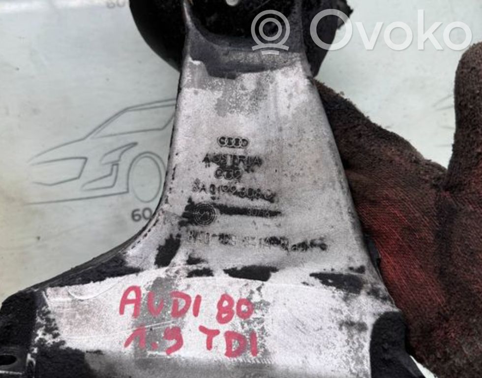 Audi 80 90 S2 B4 Engine mounting bracket 