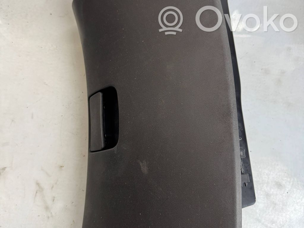 KIA Ceed Daiktadėžė 