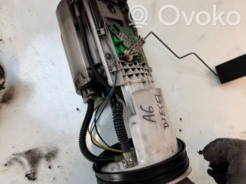 Audi A6 S6 C5 4B Bomba interna de combustible 