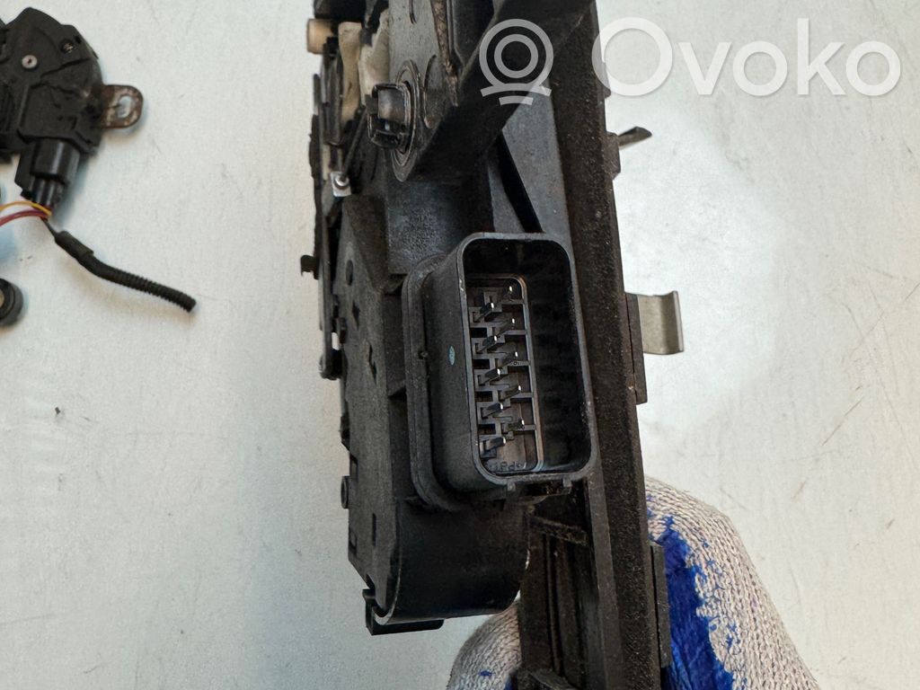 Ford Focus Rear door lock 